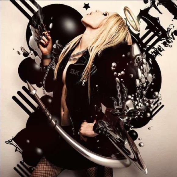 Meet your Posher, Donna! I accept most offers! Make me an offer! Many items! - Picture 3 of 15